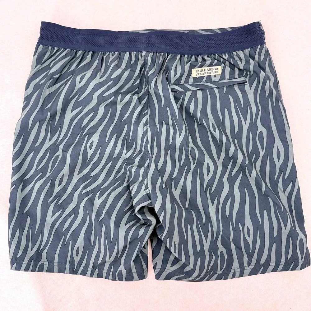 Fair Harbor Mens Board Shorts Size L Green Grey Zebra Print Recycled Stretch